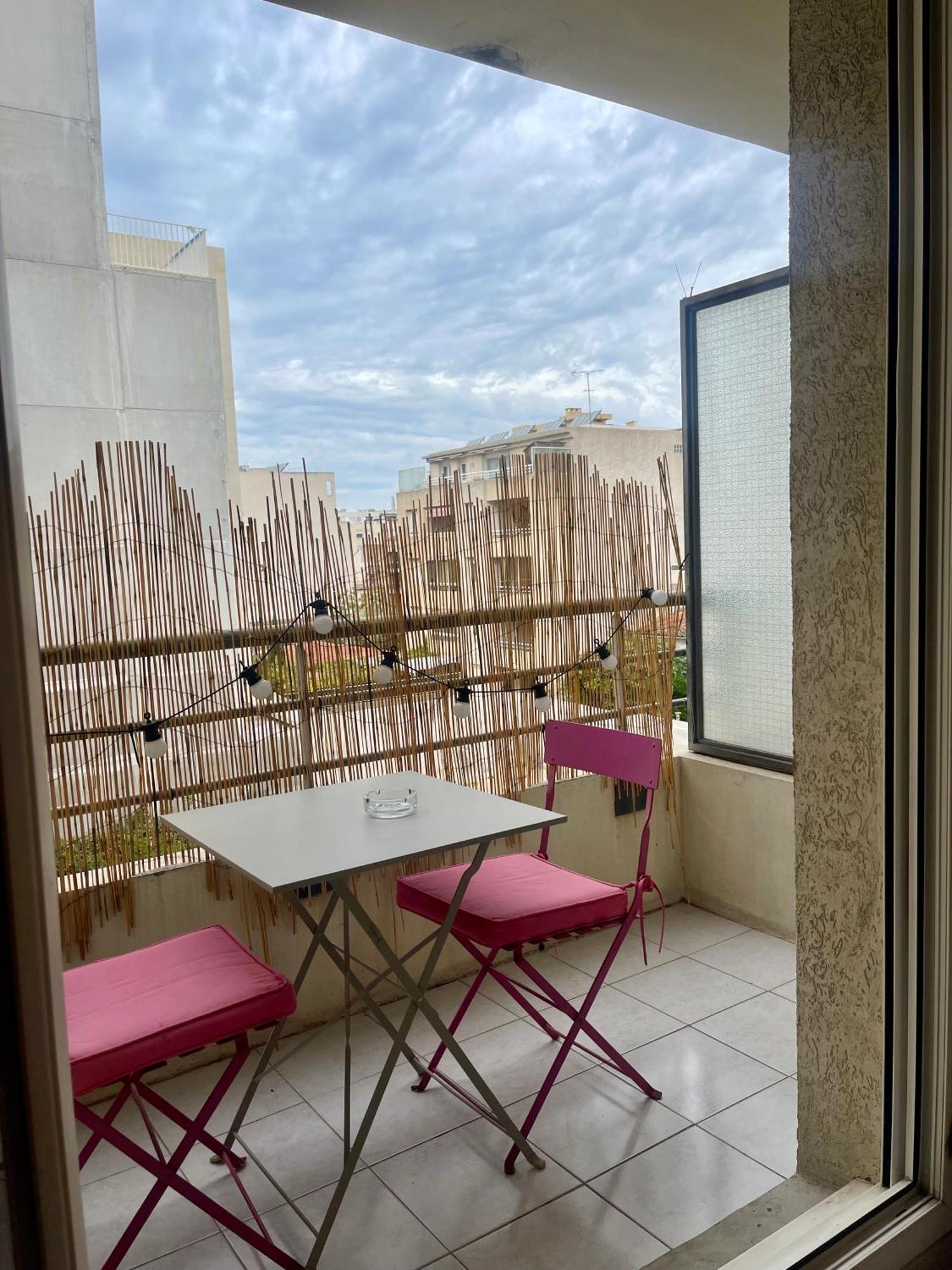 Studio Avec Place De Parking A La Timone Marseille Extérieur photo